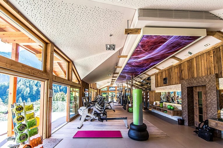 STOCK Resort csm_fitnessstudio-stock-resort-tirol-aktivurlaub-02_24acf82fbc