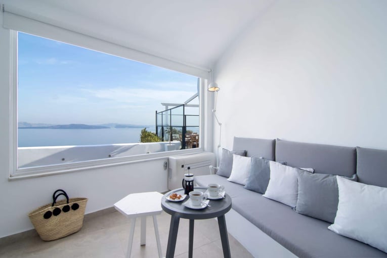 Santorini Secret Suites & Spa Infinity-Living-Room