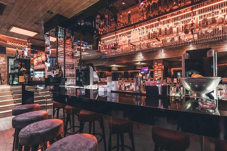 Schlosshotel Ischgl csm_galerie_nightlife_schlosshotel-ischgl_06_f609c7b5b6