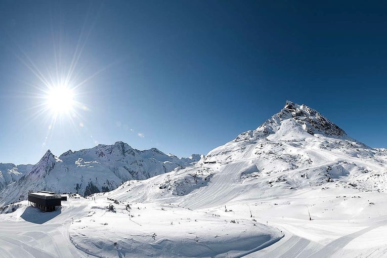 Schlosshotel Ischgl csm_galerie_winter_schlosshotel-ischgl_03_062fe61b8c