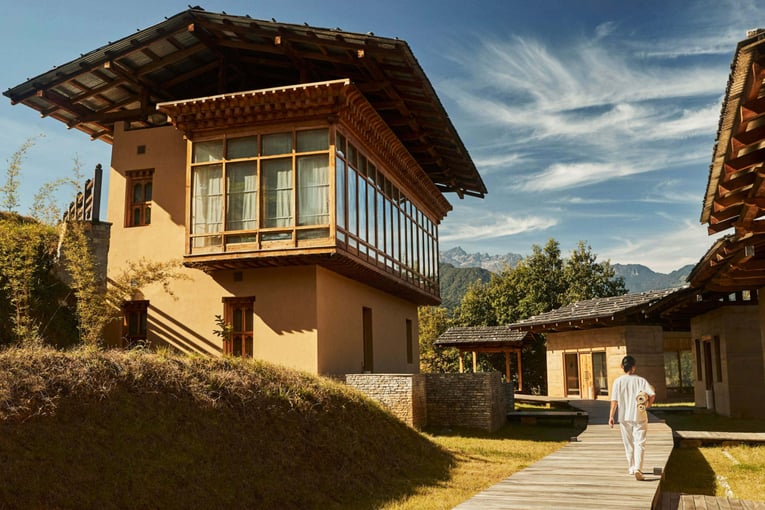Six Senses Bhútán, Bhútán | Exclusive Tours 2_Punakha-Bhutan-Spa_Village_Exterior