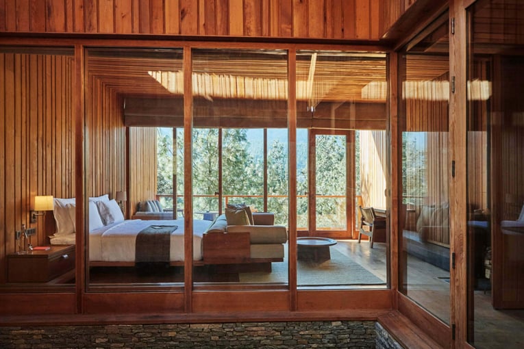 Six Senses Bhútán, Bhútán | Exclusive Tours Lodge_Suite_Bedroom_Bumthang