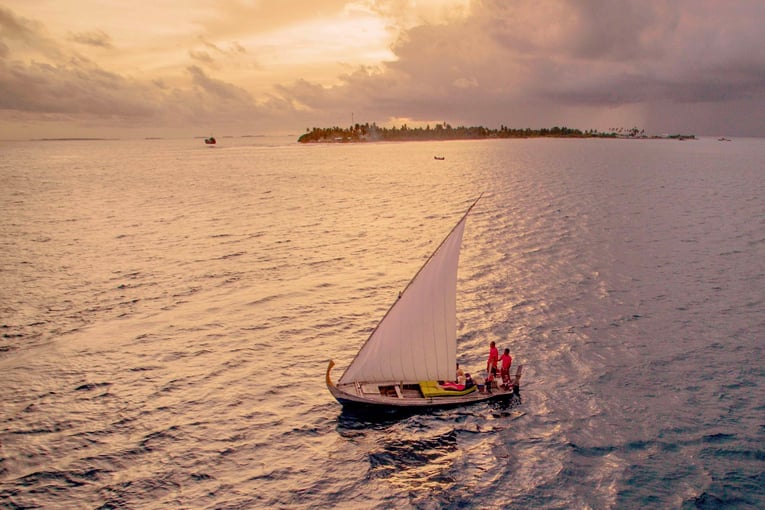 Six Senses Kanuhura, Lhaviyani Atoll – Maledivy boat-cruise-maldives