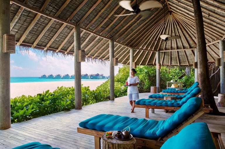 Six Senses Laamu laamu-maldives-six-senses-spa-relaxation-lounge