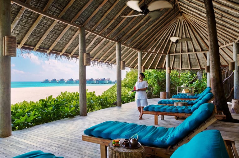 Six Senses Laamu laamu-maldives-six-senses-spa-relaxation-lounge