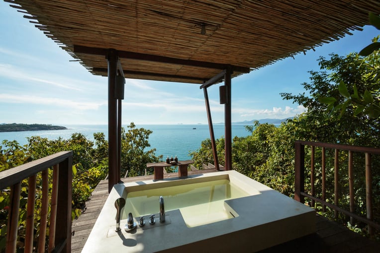 Six Senses Samui samui-thailand-the-retreat-outdoor-bathtub