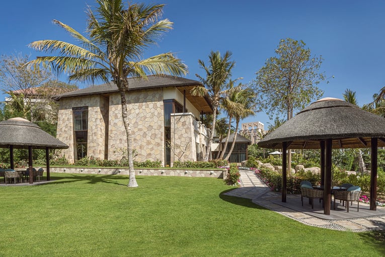 Sofitel Dubai The Palm Lodge-Villa-300-Garden