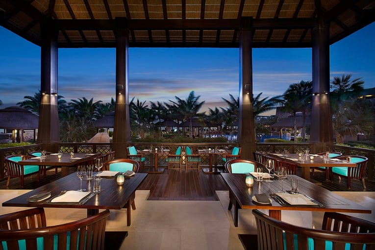 Sofitel Dubai The Palm Moana-Restaurant-terrace