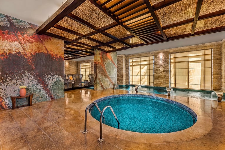 Sofitel Dubai The Palm Womens-Indoor-Plunge-Pool-at-Sofitel-SPA-with-LOccitane_Sofitel-Dubai-The-Palm-6-Low