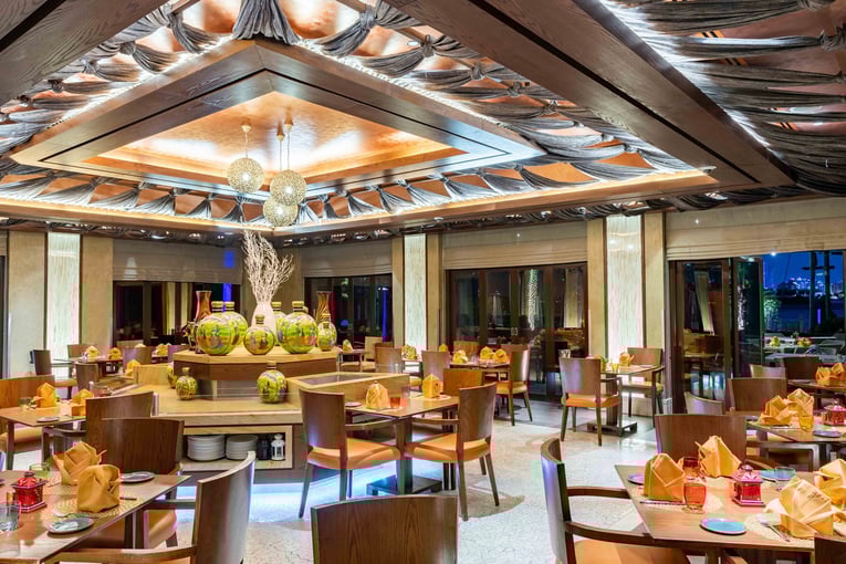Sofitel Dubai The Palm zoya-by-maui-sofitel-dubai-the-palm-1