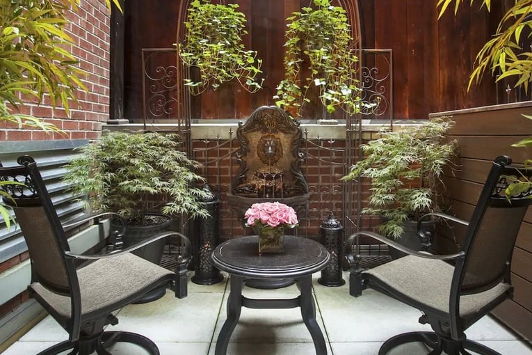 The Chatwal NY NYCUC-P0033-Deluxe-King-Room-With-A-Private-Terrace.16x9
