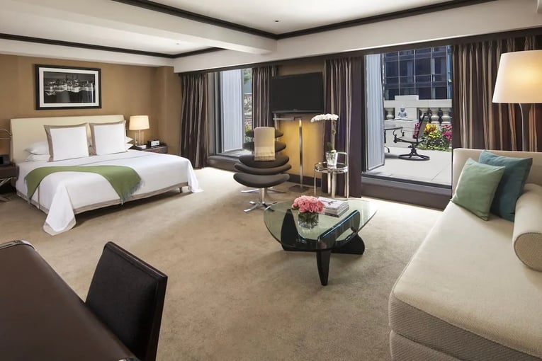 The Chatwal NY NYCUC-P0043-Junior-Suite-King-With-Terrace.16x9