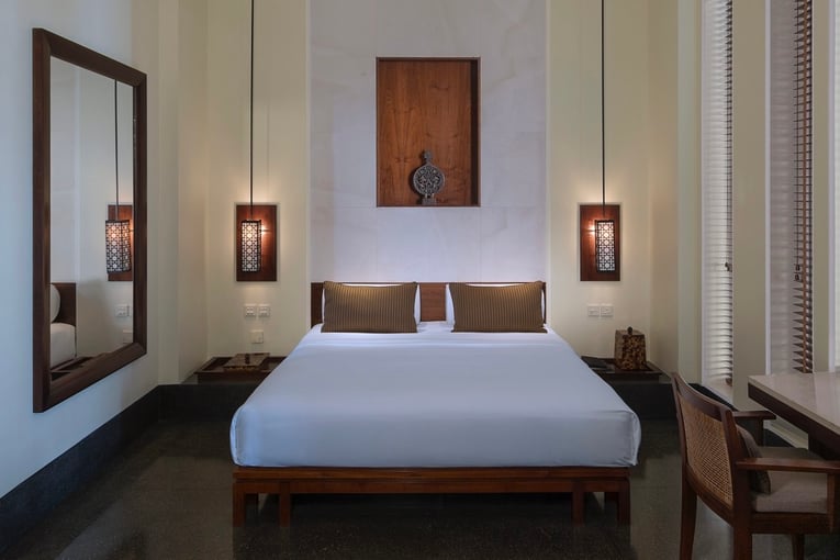 The Chedi Muscat CMU-Room-Deluxe-Club-Room-2-2
