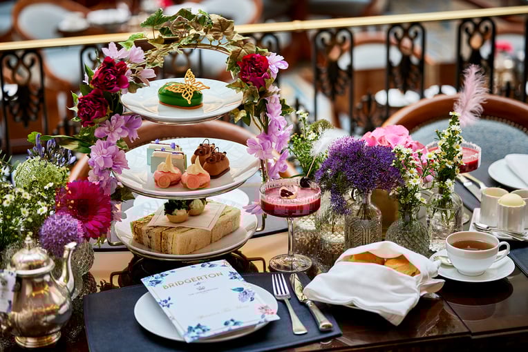 The Lanesborough, Oetker Collection, Velká Británie – Londýn | Exclusive Tours bridgerton-afternoon-tea-at-the-lanesborough bridgerton-afternoon-tea-at-the-lanesborough-023