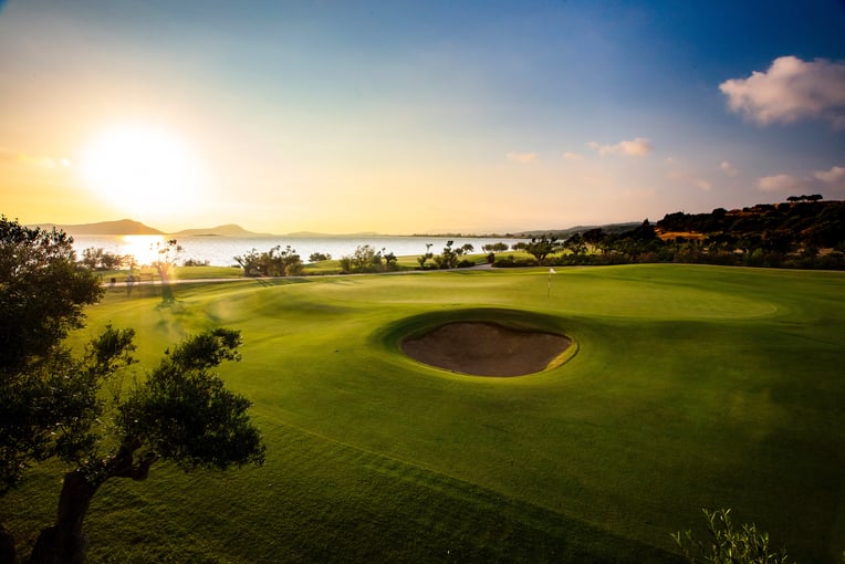 The Romanos klxlc-bay-course-2969-hor-clsc