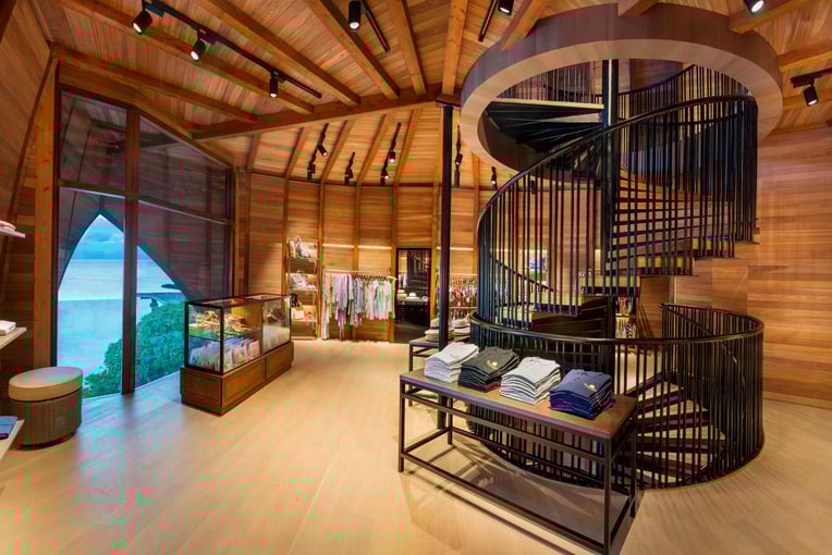 The St. Regis Maldives Vommuli Resort mlexr-boutique-2666-hor-clsc
