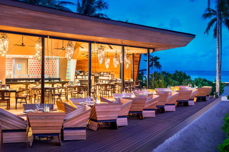 The St. Regis Maldives Vommuli Resort mlexr-orientale-restaurant-6193-hor-clsc