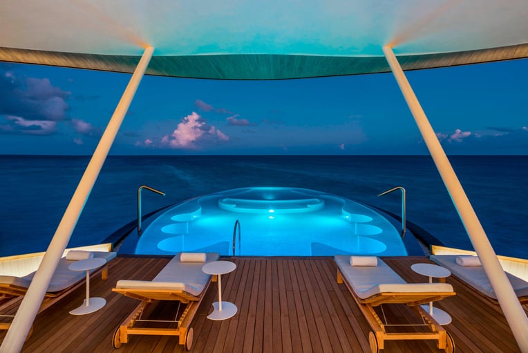 The St. Regis Maldives Vommuli Resort mlexr-pool-spa-4364-hor-clsc