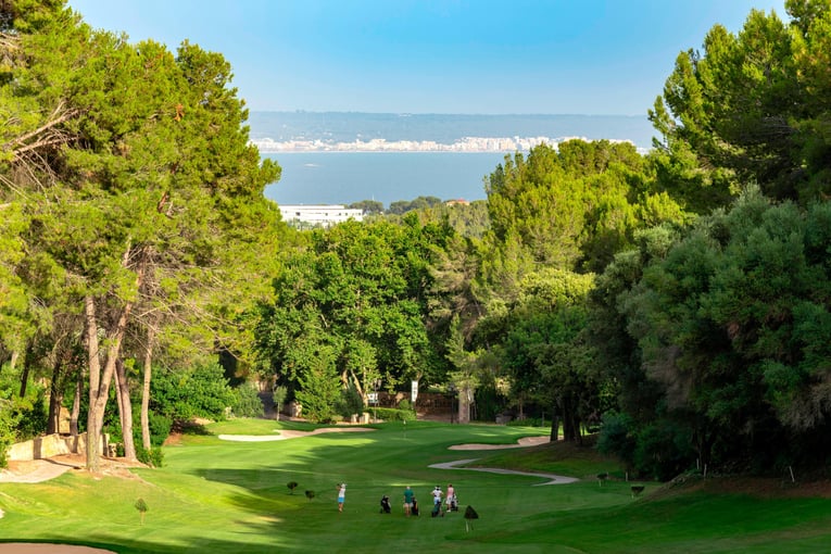 The St. Regis Mardavall Mallorca Resort pmixr-golf-8898-hor-clsc