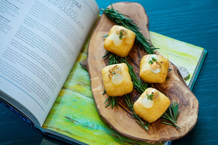 The St. Regis Saadiyat Island Resort auhxr-abudhai-feta-tempura-5221-hor-clsc