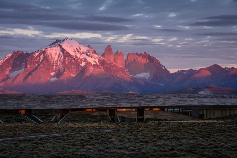 Tierra Patagonia Hotel & Spa Tierra-Patagonia-atardecer