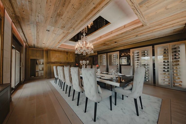 Ultima Crans-Montana, Švýcarsko – Crans-Montana | Exclusive Tours ultima_crans_montana_dining_room_image-slider-4