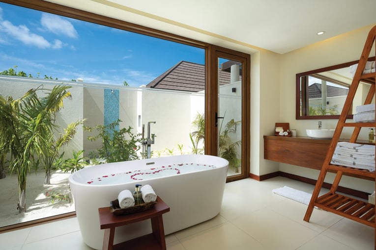VARU by Atmosphere VARU-by-Atmosphere-Villas-Majlis-Bathroom-Interior-02-02.2022