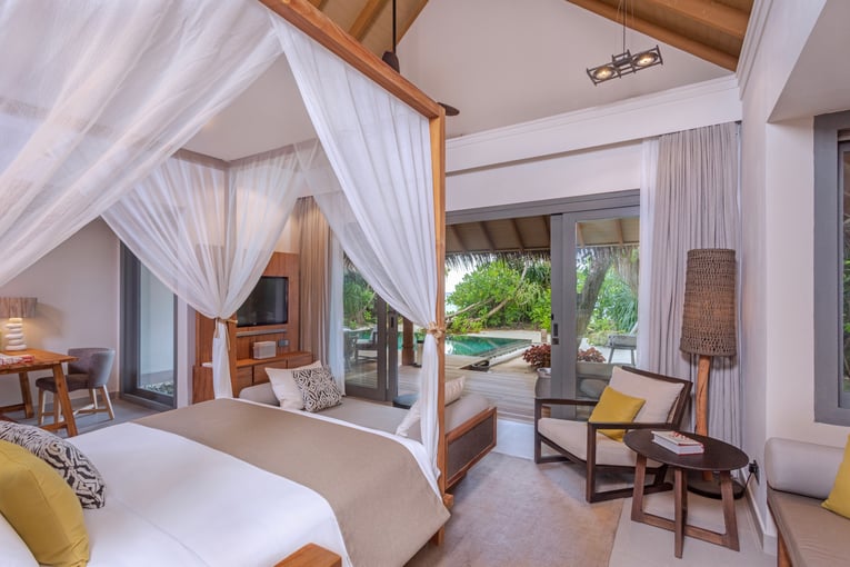 Vakkaru Maldives Resort Two Bedroom Beach Pool Residence_Master Bedroom