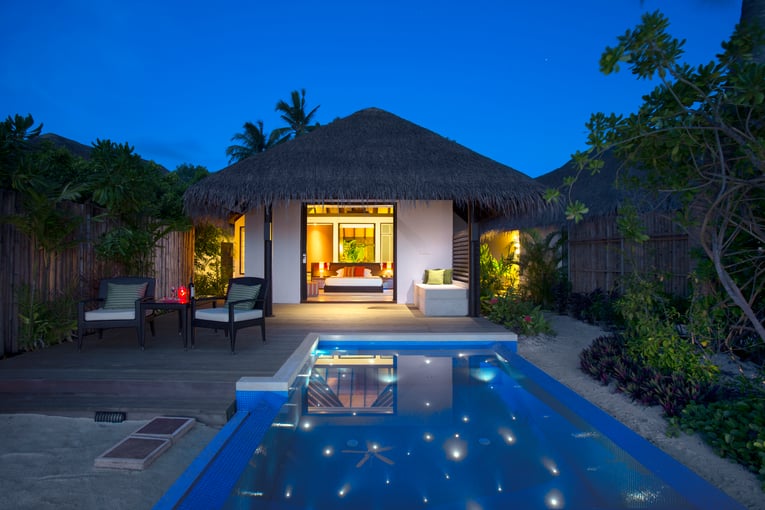 Velassaru beach villa pool