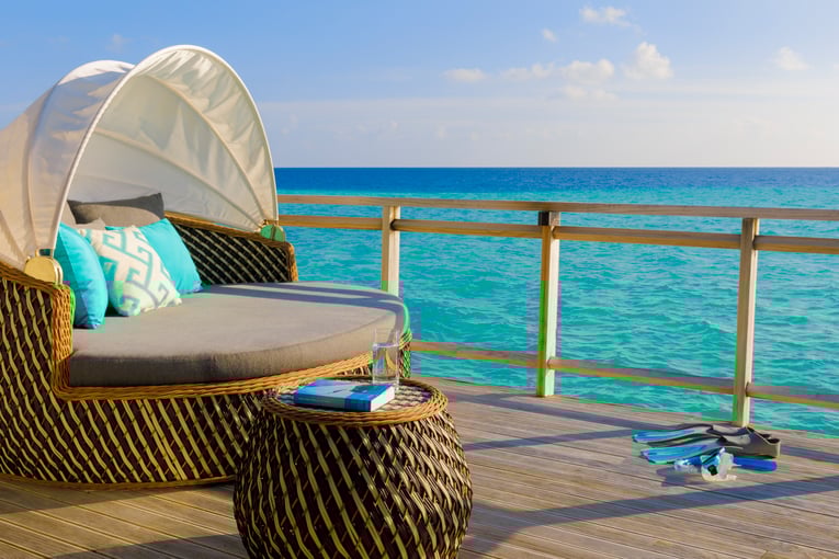 Velassaru_Water Villa Deck_405_0707