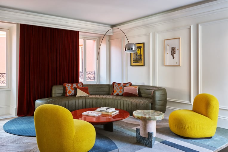 W Rome wh-romwv-extreme-wow-suite-34647_Classic-Hor