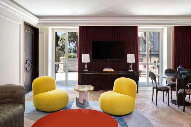 W Rome wh-romwv-extreme-wow-suite38626-68334_Classic-Hor