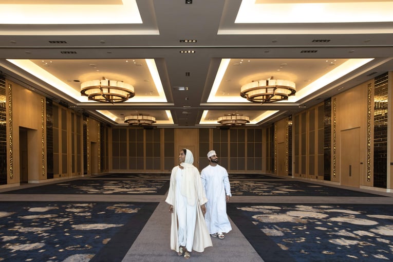 jpeg-optimizer_Jumeirah Muscat Bay - Pearl Ballroom - Omani Model Shot 2