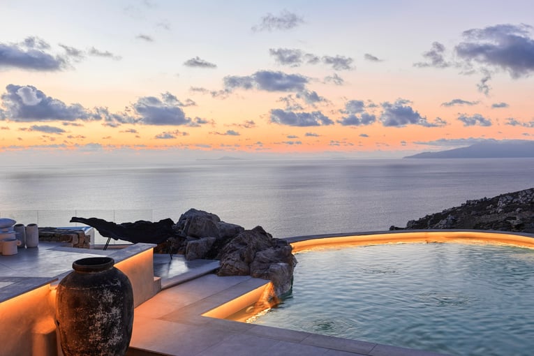 jpeg-optimizer_Myconian Panoptis Escape 2-bedroom Villa_3