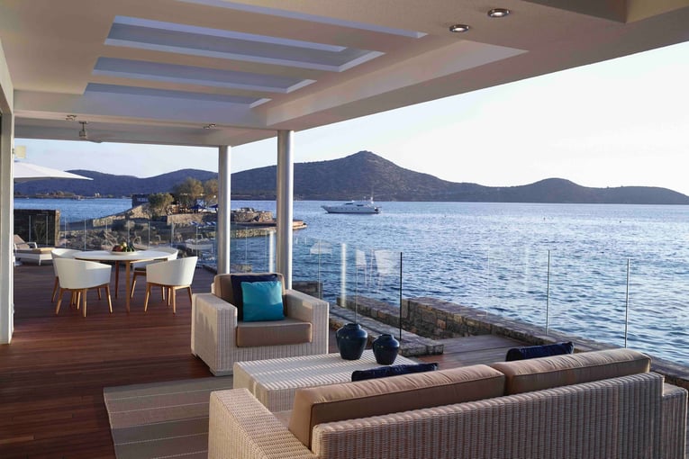 presidential villa outdoor area