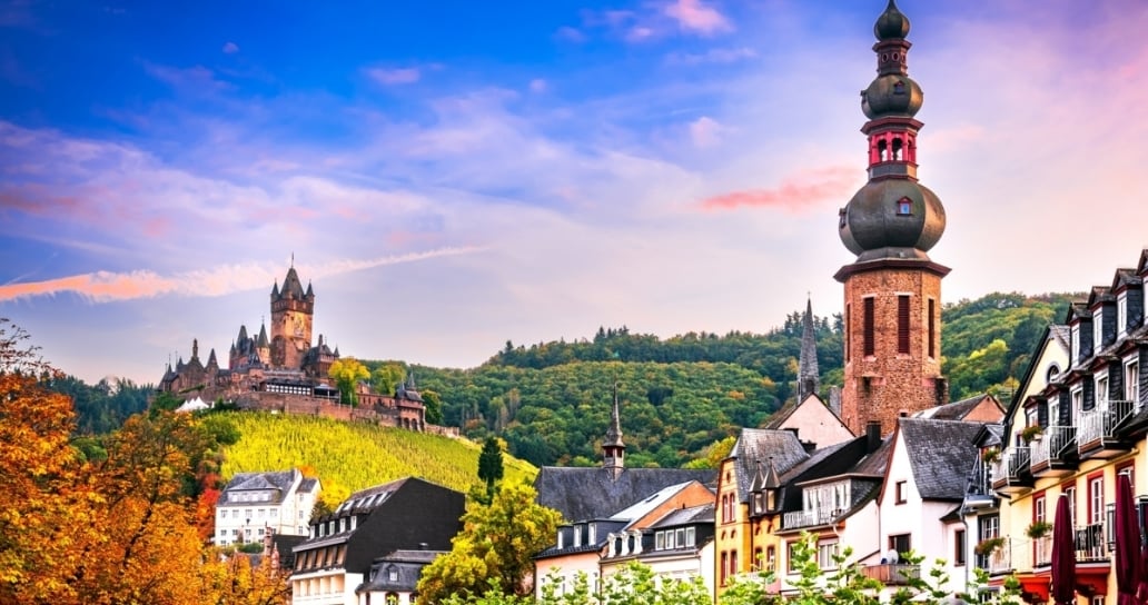 město, hrad