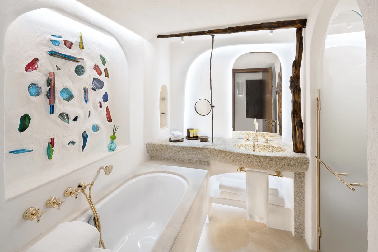 Cala Di Volpe, A Luxury Collection olblc-guest-bathroom-7435-hor-clsc