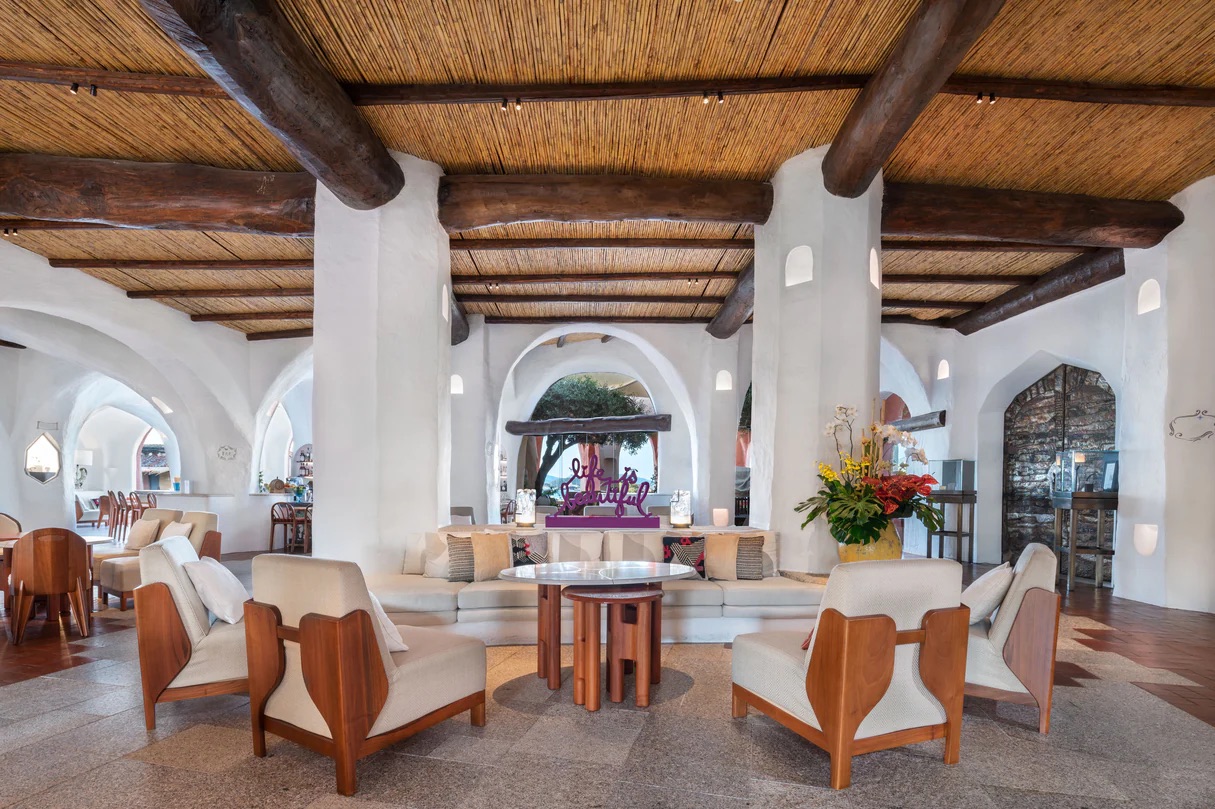 Cala Di Volpe, A Luxury Collection olblc-lobby-2283-hor-clsc