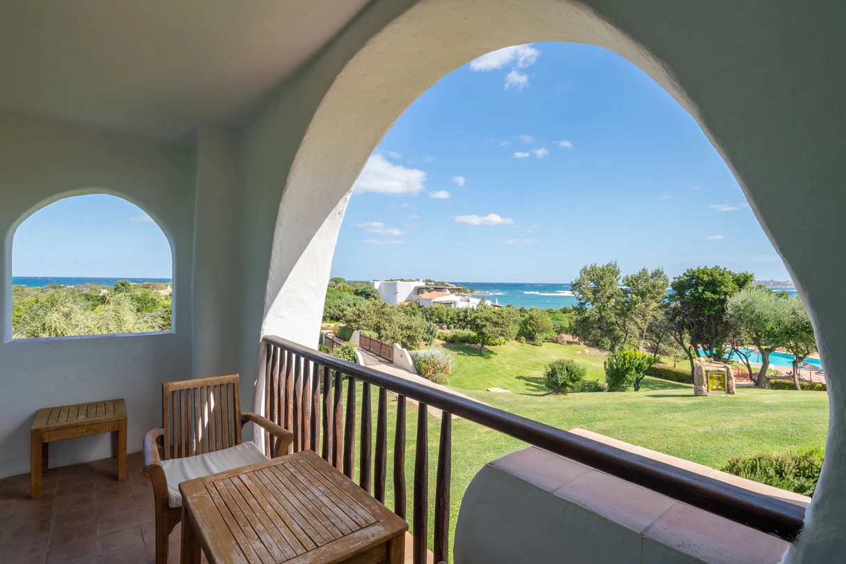 Romazzino, A Luxury Collection olbrl-roomterrace-seaview-3555-hor-clsc-1