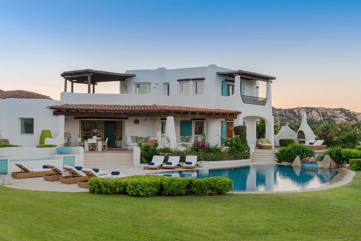 Romazzino, A Luxury Collection olbrl-turcheseexterior-pool-3665-hor-clsc-1