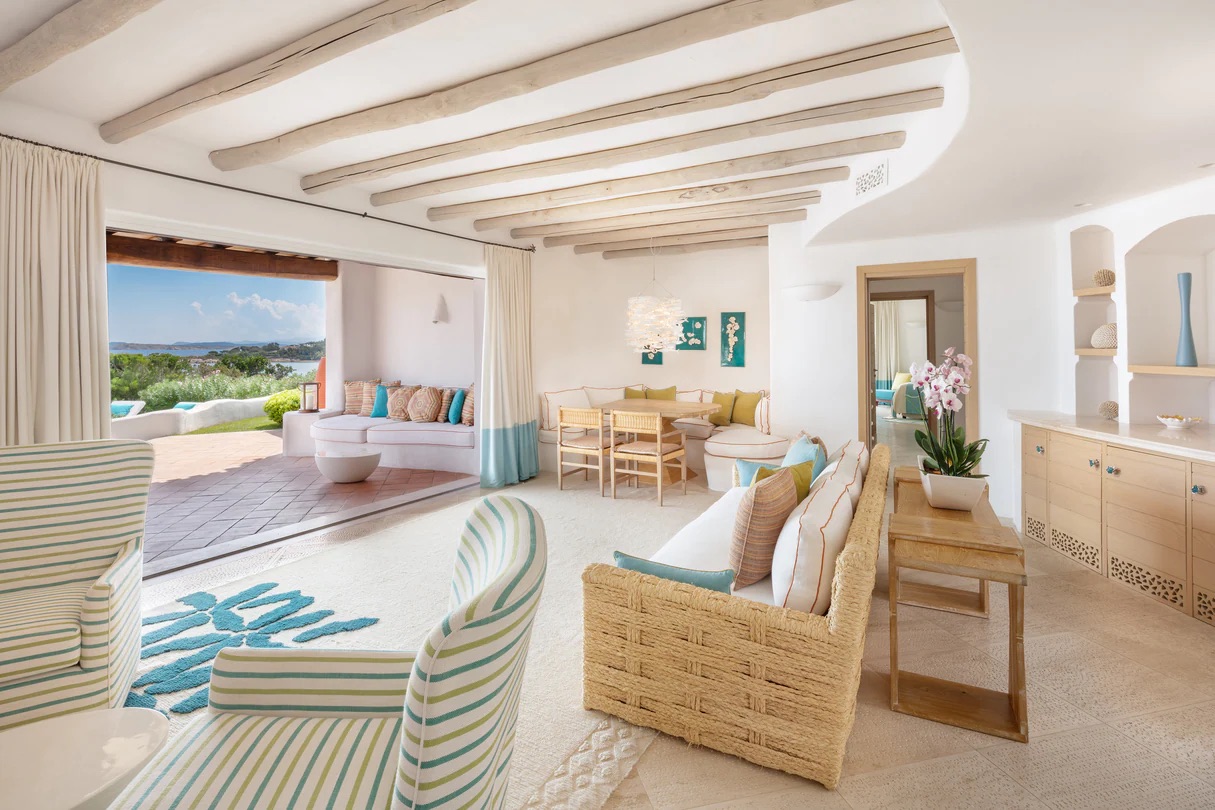 Romazzino, A Luxury Collection olbrl-villasmeralda-livingroom-3743-hor-clsc-1
