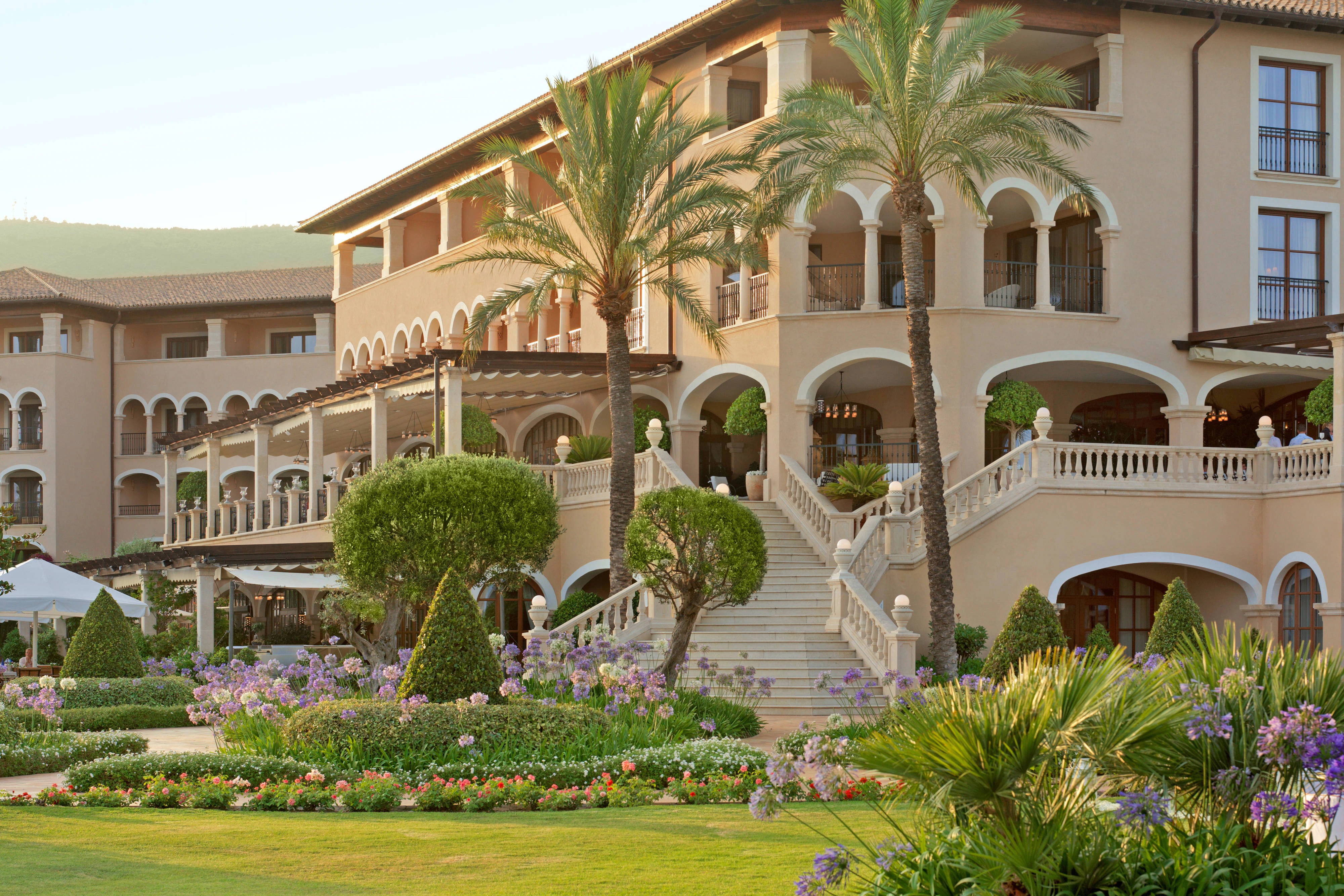 The St. Regis Mardavall Mallorca Resort pmixr-exterior-8957-hor-clsc