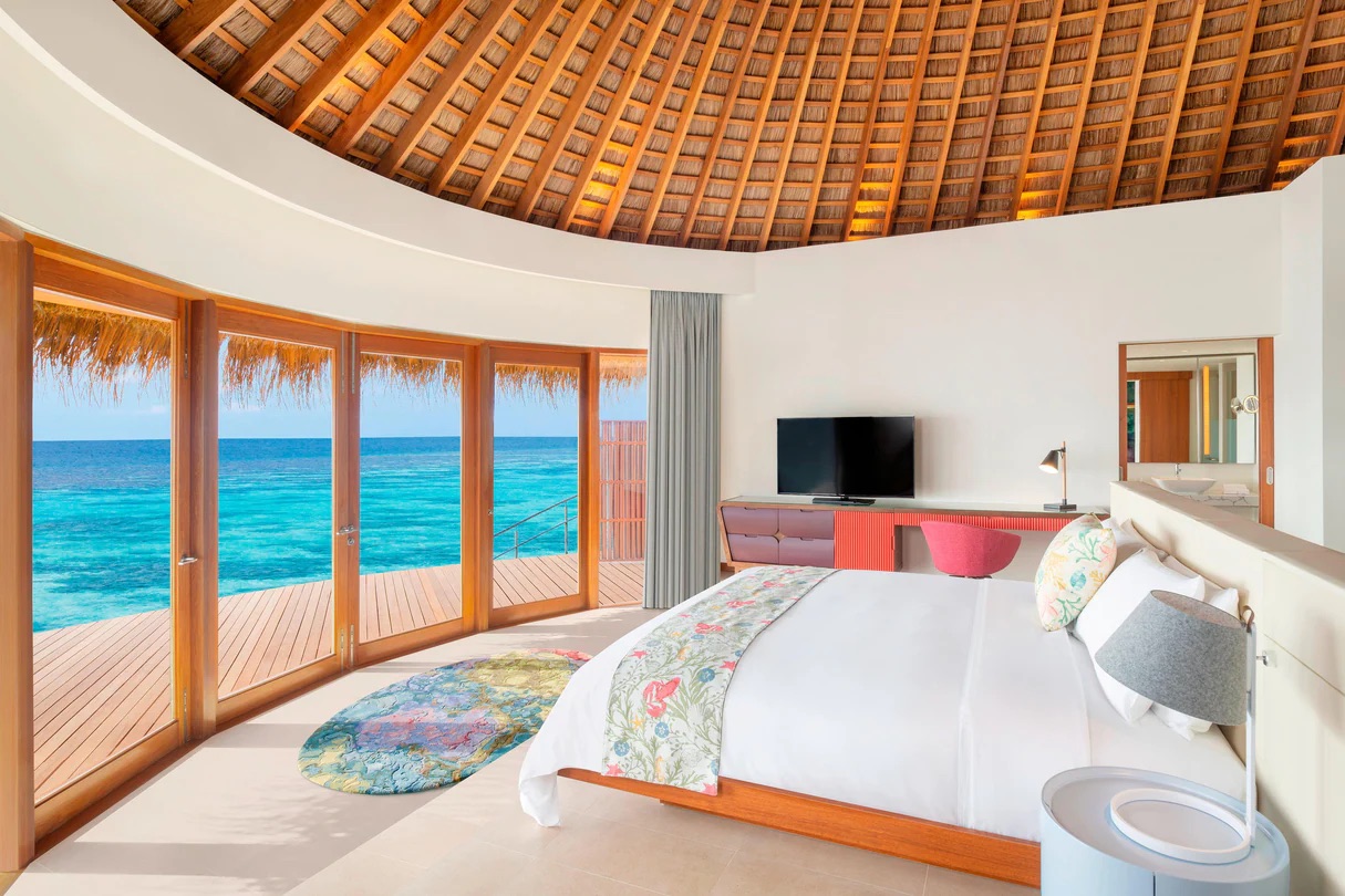 W Maldives mlewh-wowoceanhaven-guestroom-1797-hor-clsc